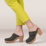 Corey Clog Aetrex Women Olive XLXT0143 - Image 9